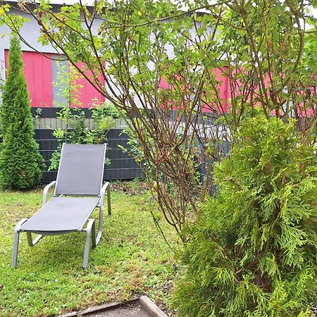 Naehe Red Bull Ring Mit Eingezaeunten Garten * 쥬덴버그