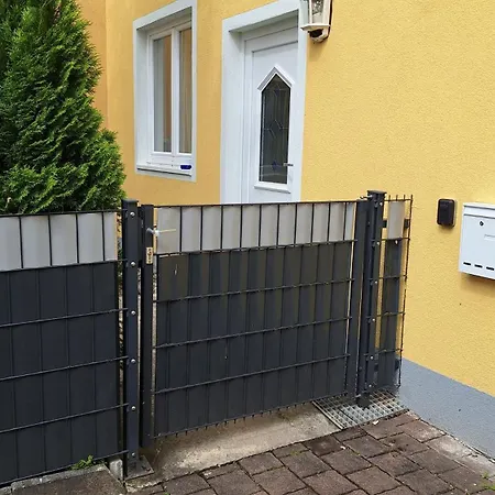 Naehe Red Bull Ring Mit Eingezaeunten Garten * 尤登堡